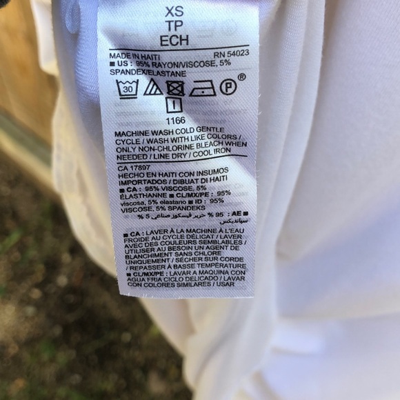 Old Navy Tank Top + Infinity Scarf - Picture 6 of 8